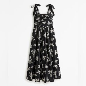 Abercrombie & Fitch Black and White Floral Maxi Dress